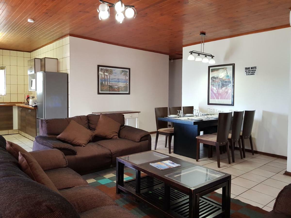Port Edward Holiday Resort Ngoại thất bức ảnh