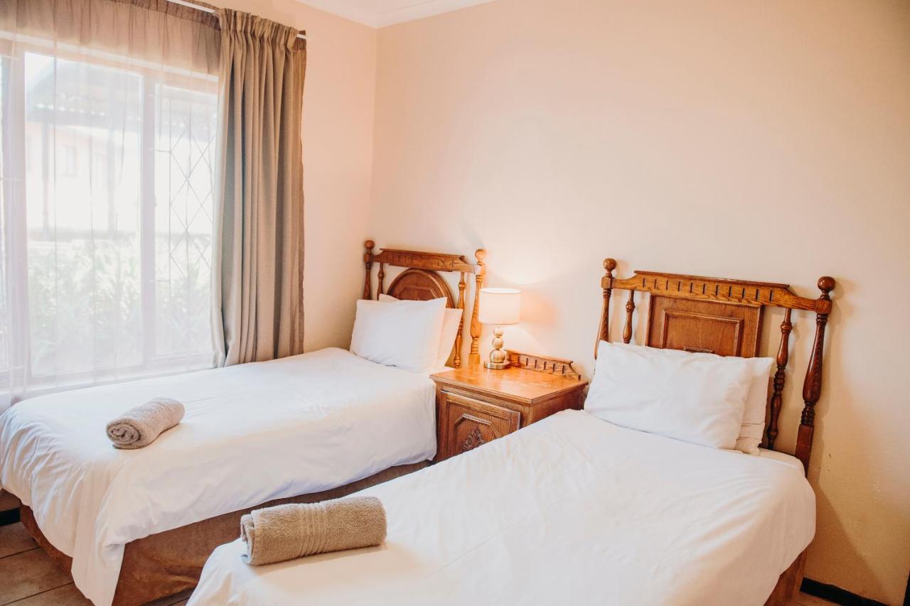 Port Edward Holiday Resort Ngoại thất bức ảnh