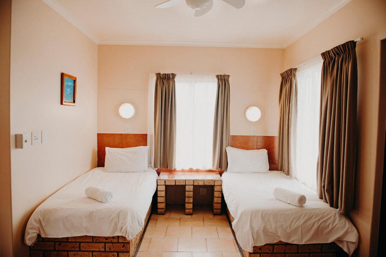 Port Edward Holiday Resort Ngoại thất bức ảnh